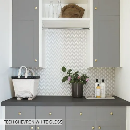 Tech Chevron Vit Blank Mosaik