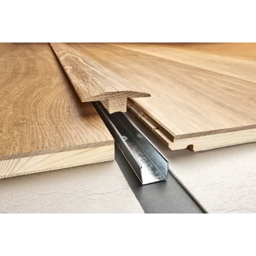 T-list 14-20 mm Ek lackad