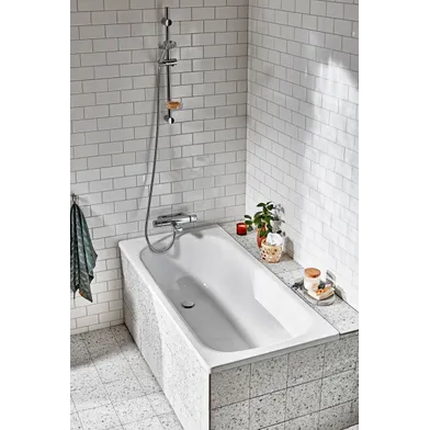 Badkar Basic 1600 med ben