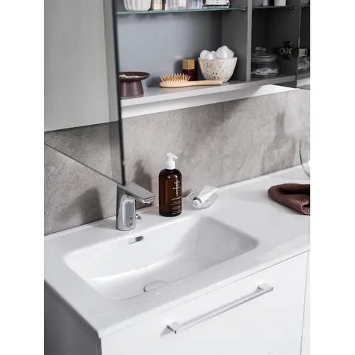 Möbelpaket Isella 120 cm vit matt inkl tvättställ med enkelho till vänster