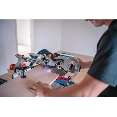Kap- och geringssåg GCM 18 V 216 D mm, Solo