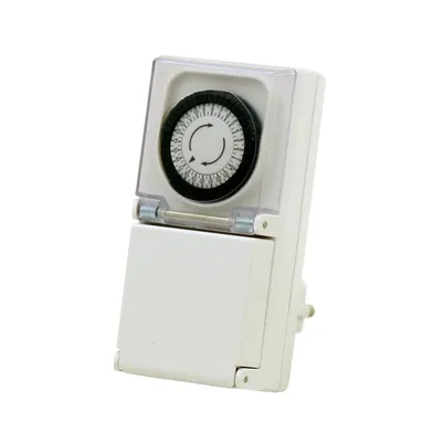 Timer/Kopplingsur jordad IP44, Vit