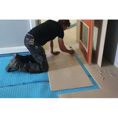 Golvspånskiva flytande 16x620x1820 mm